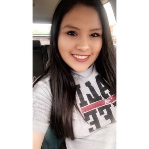 Meet your Posher, Nadia